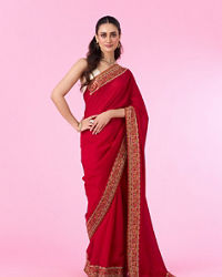Mohey Women Majestic Radiance Red Saree