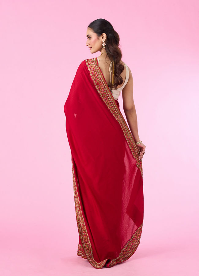 Mohey Women Majestic Radiance Red Saree