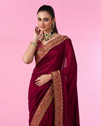 Mohey Women Wine Elegance Art Silk Saree