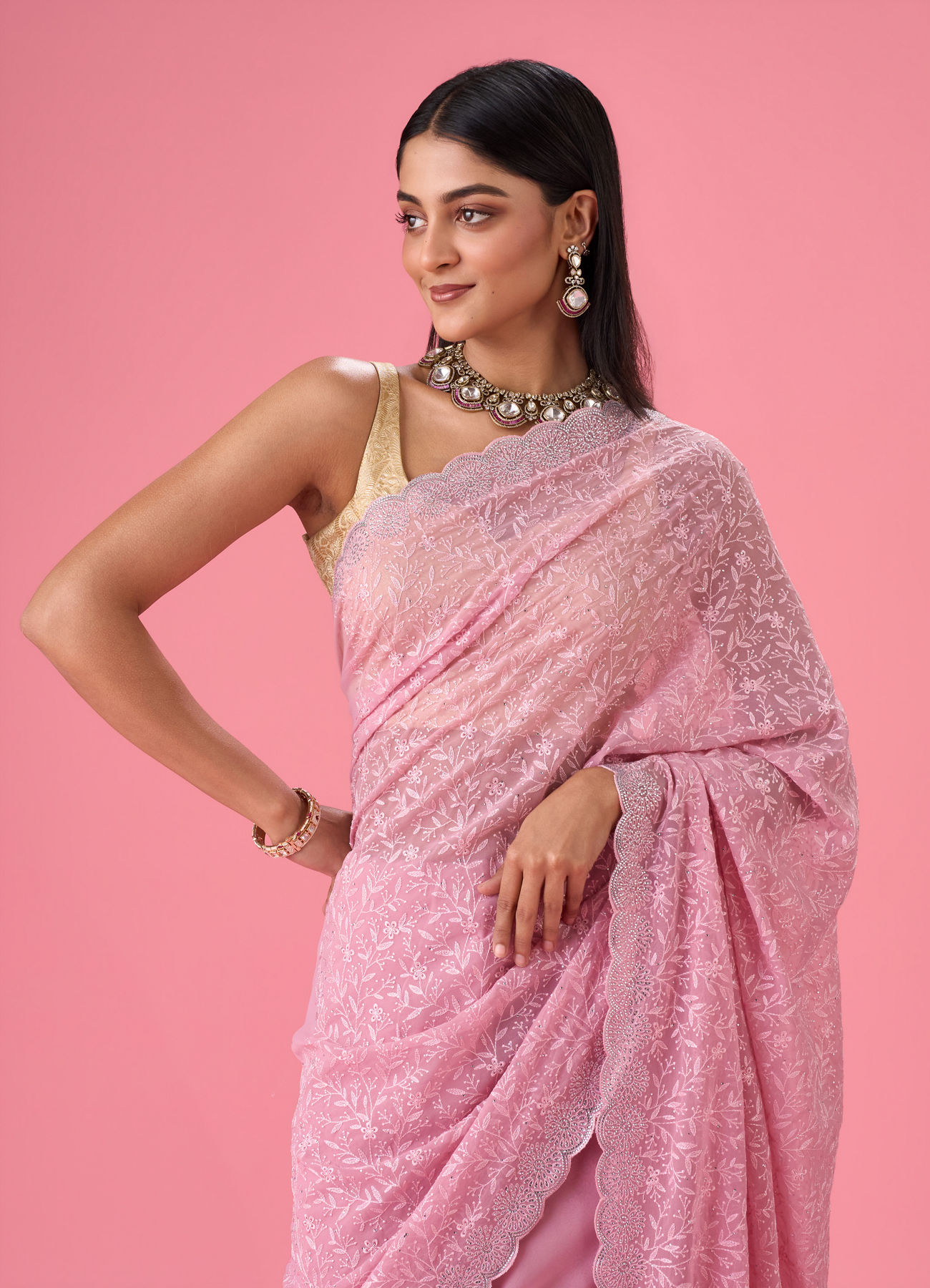 Mohey Women Elegant Pink Georgette Saree