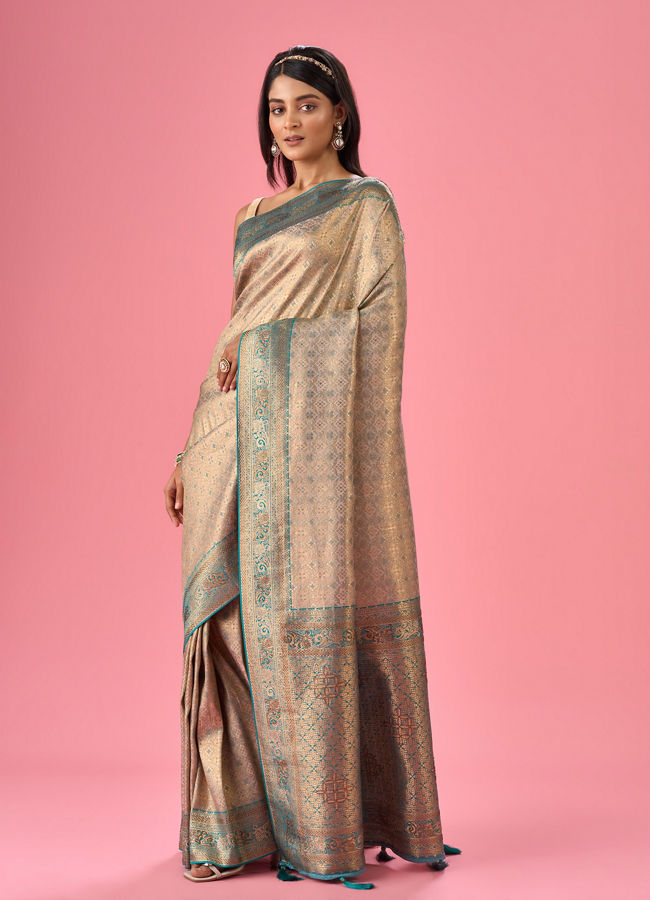 Mohey Women Emerald Elegance Saree