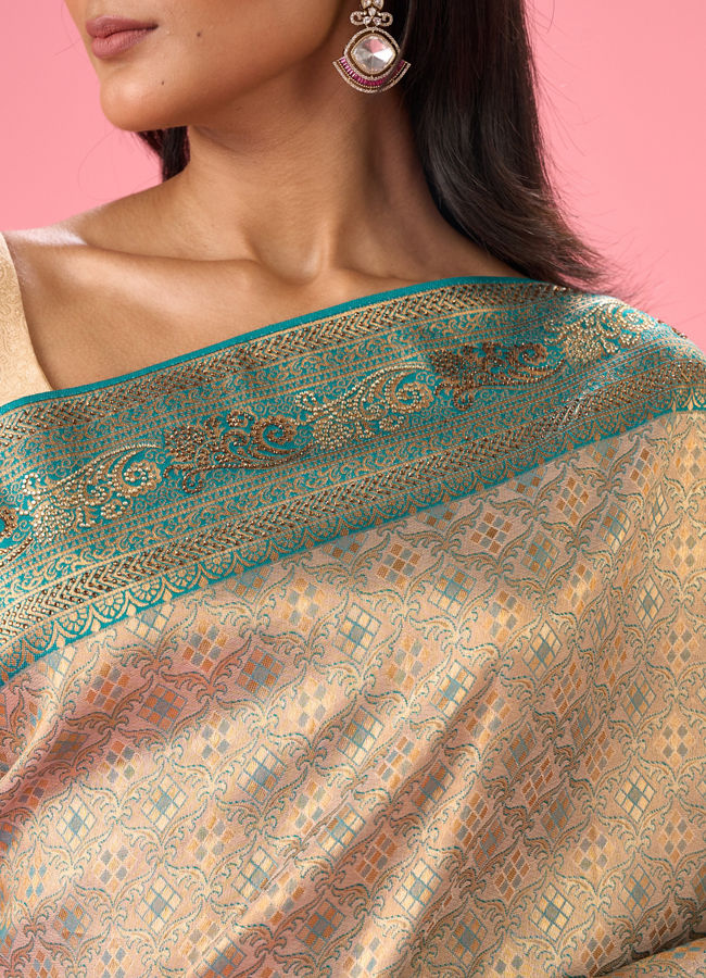 Mohey Women Emerald Elegance Saree