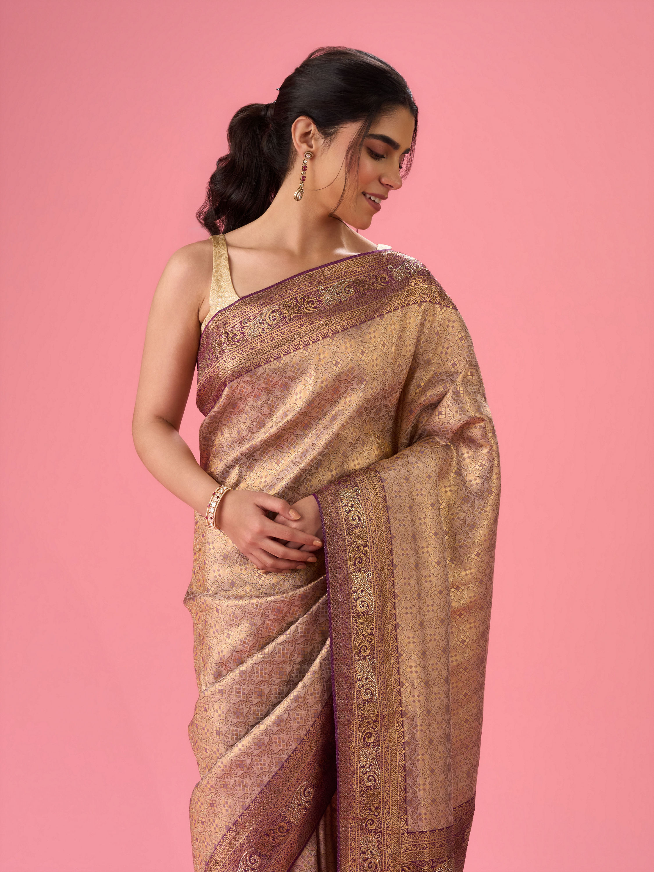 Mohey Women Majestic Purple Elegance Banarasi Saree