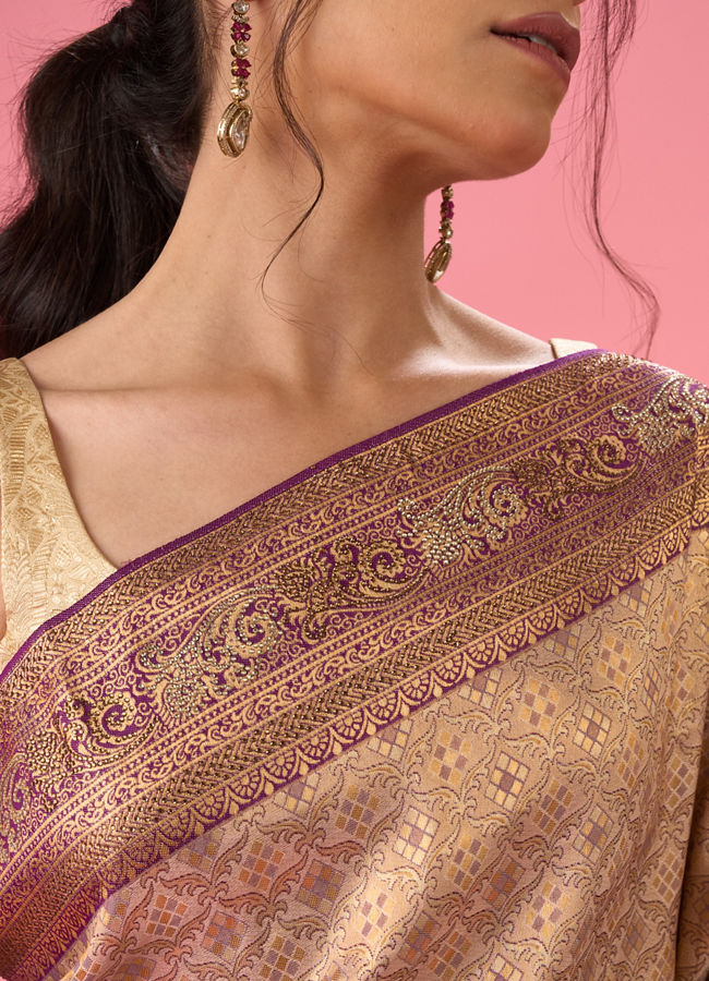 Mohey Women Majestic Purple Elegance Banarasi Saree