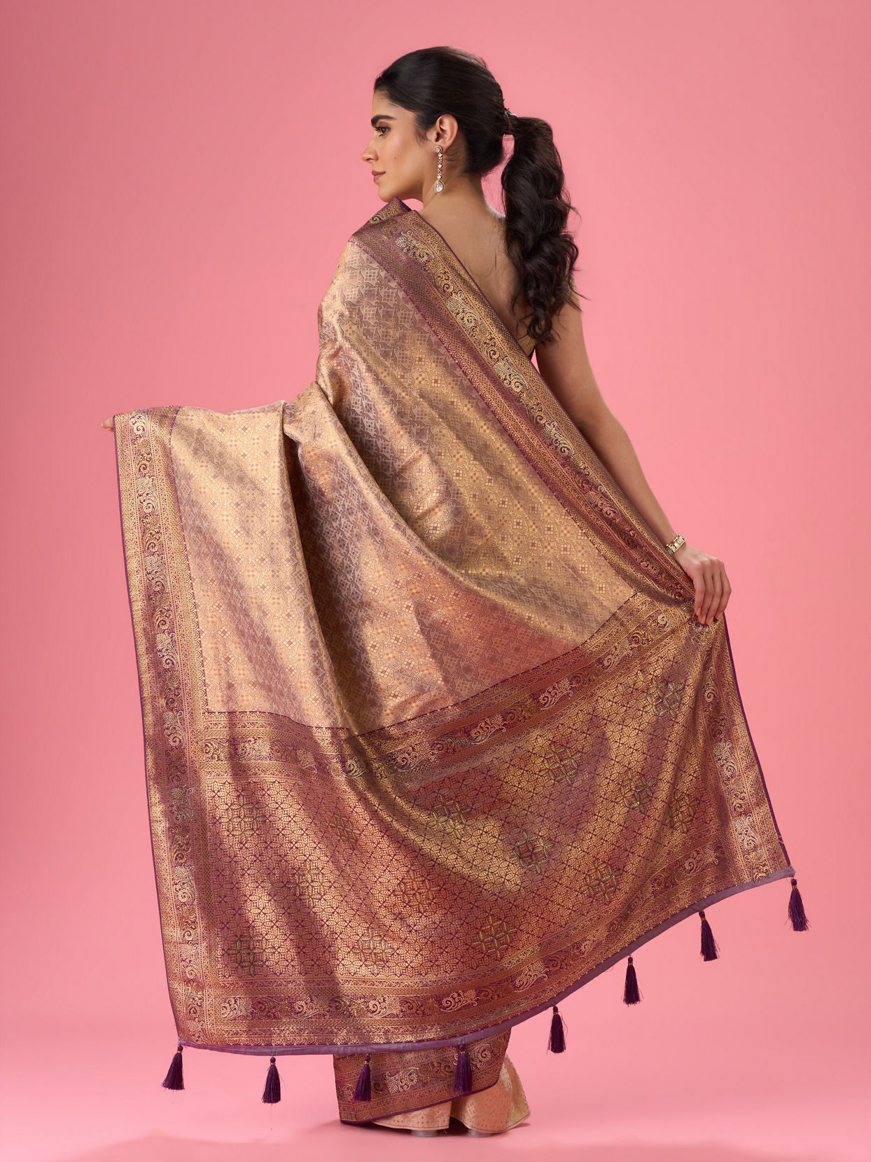 Mohey Women Majestic Purple Elegance Banarasi Saree