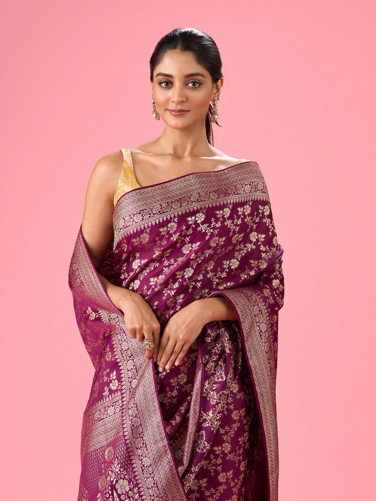 Mohey Women Enthralling Wine Banarasi Saree