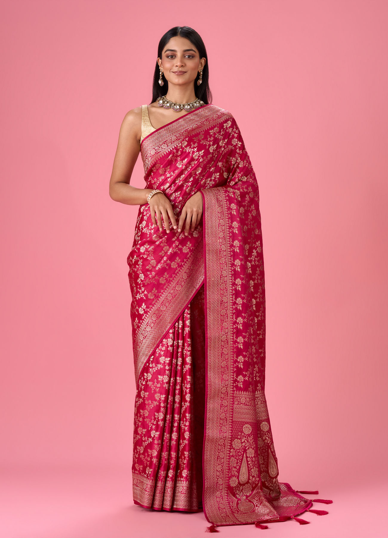 Mohey Women Radiant Pink Banarasi Saree