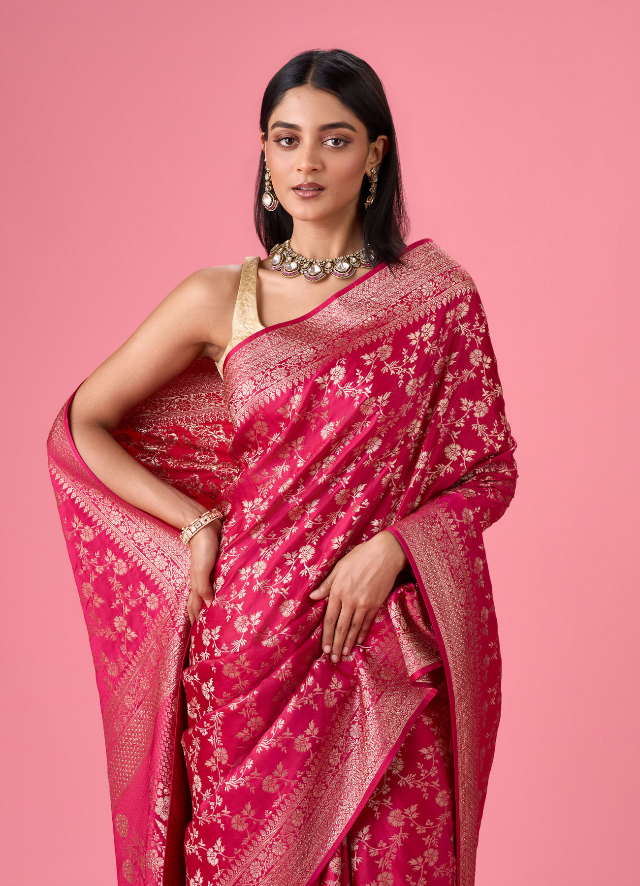 Mohey Women Radiant Pink Banarasi Saree