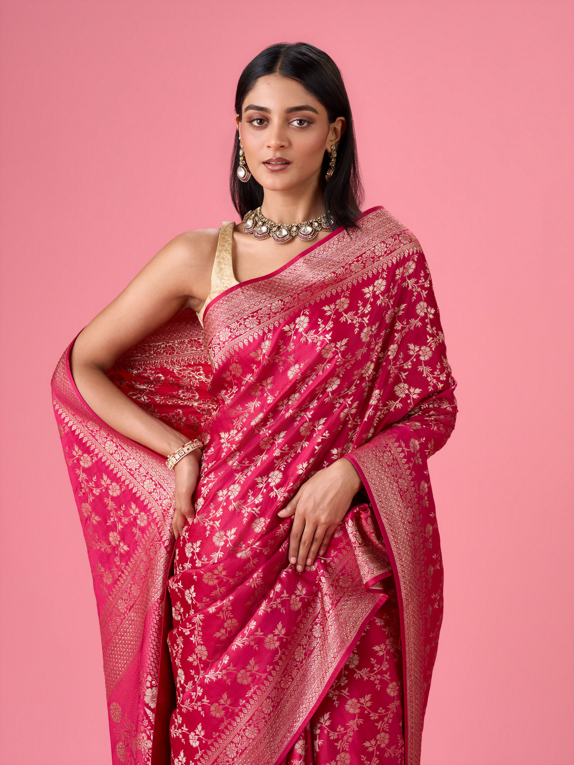 Mohey Women Radiant Pink Banarasi Saree