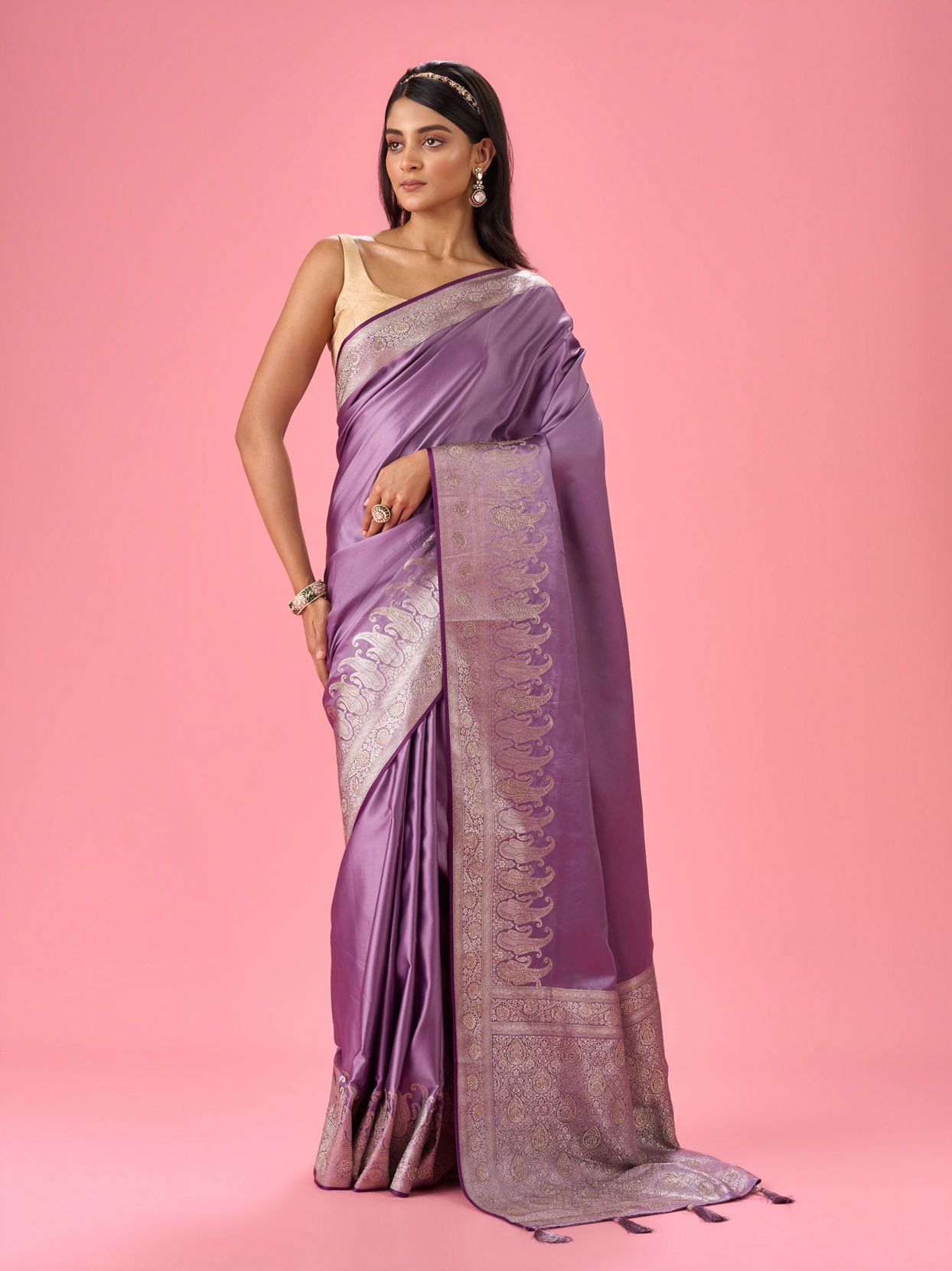 Mohey Women Elegant Purple Opulence Banarasi Saree