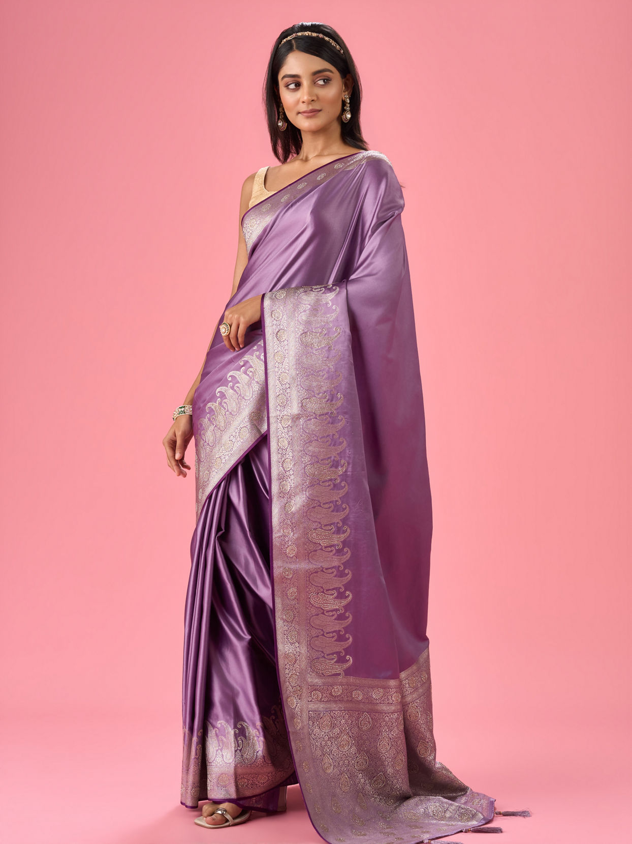 Mohey Women Elegant Purple Opulence Banarasi Saree