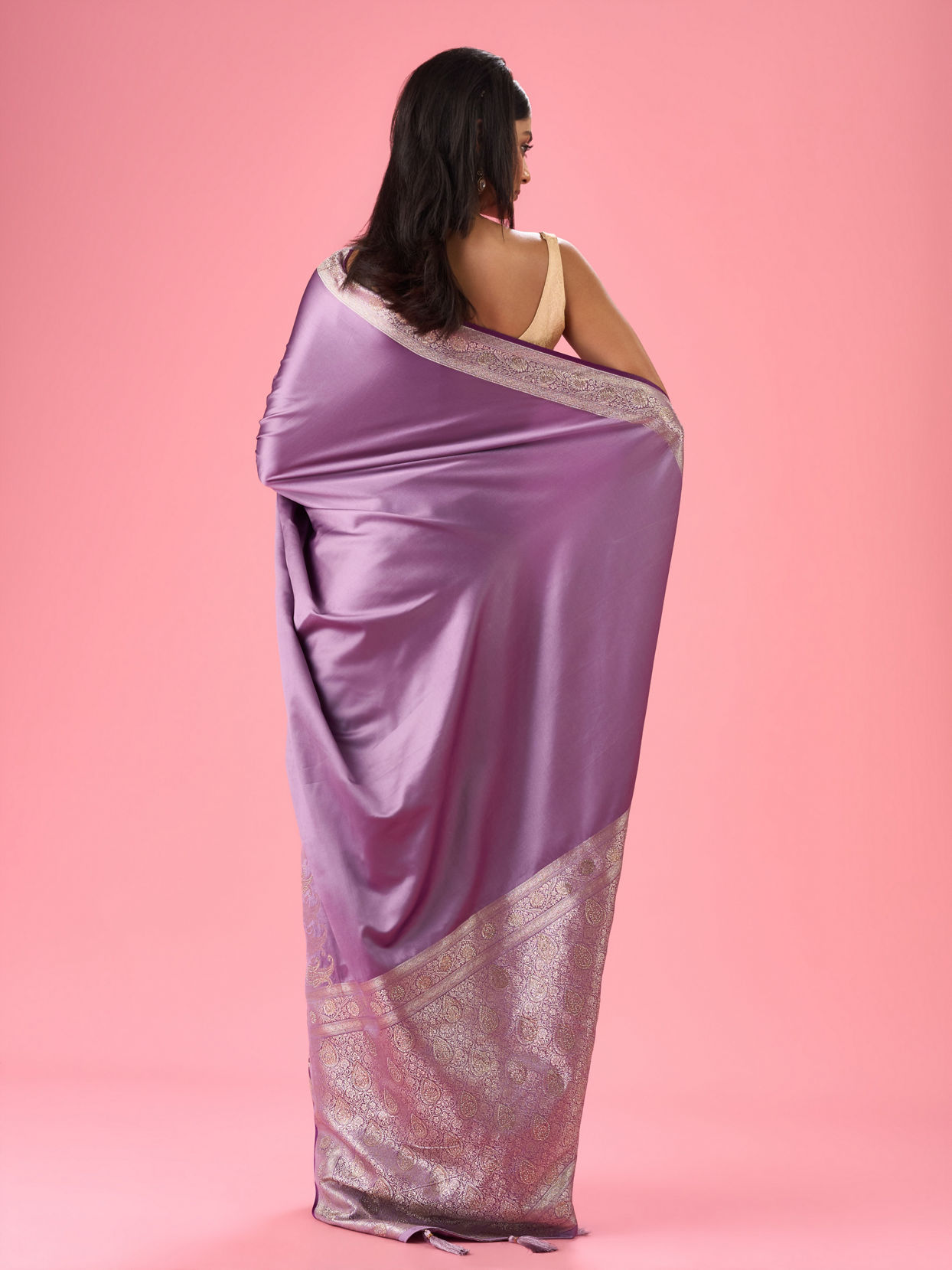 Mohey Women Elegant Purple Opulence Banarasi Saree