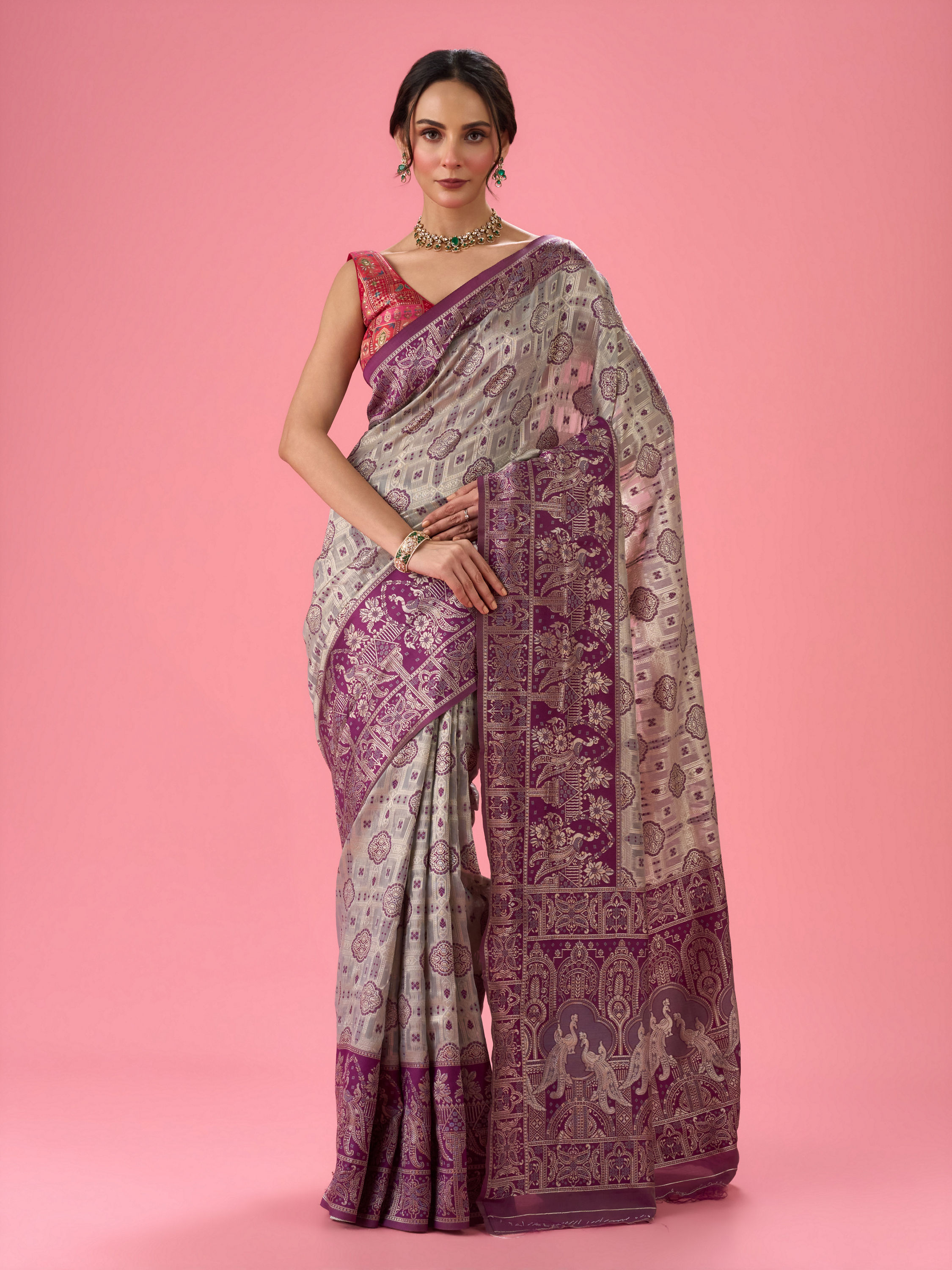 Mohey Women Dramatic Grey Saree