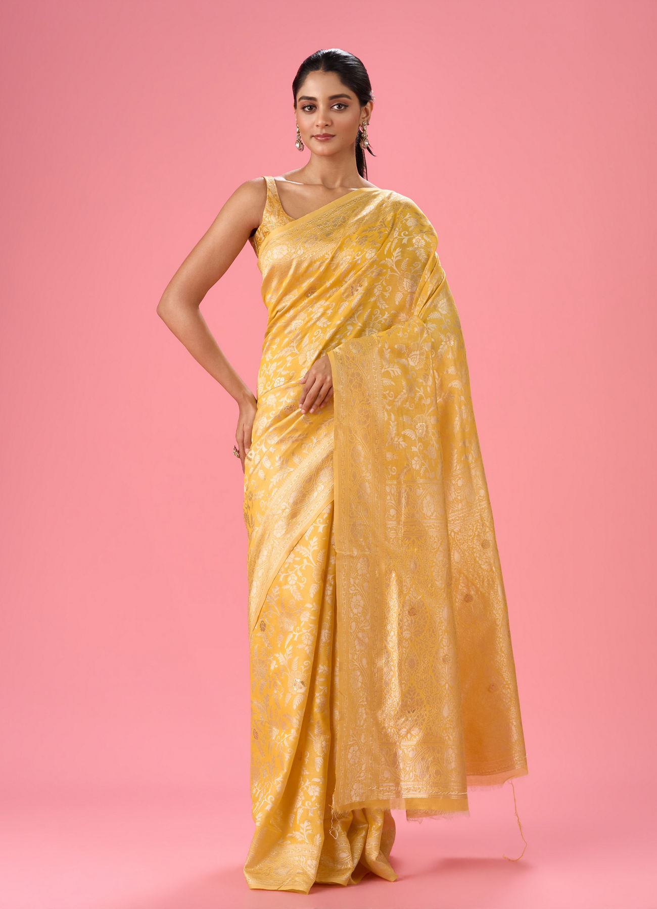 Mohey Women Glowing Yellow Festive Saree