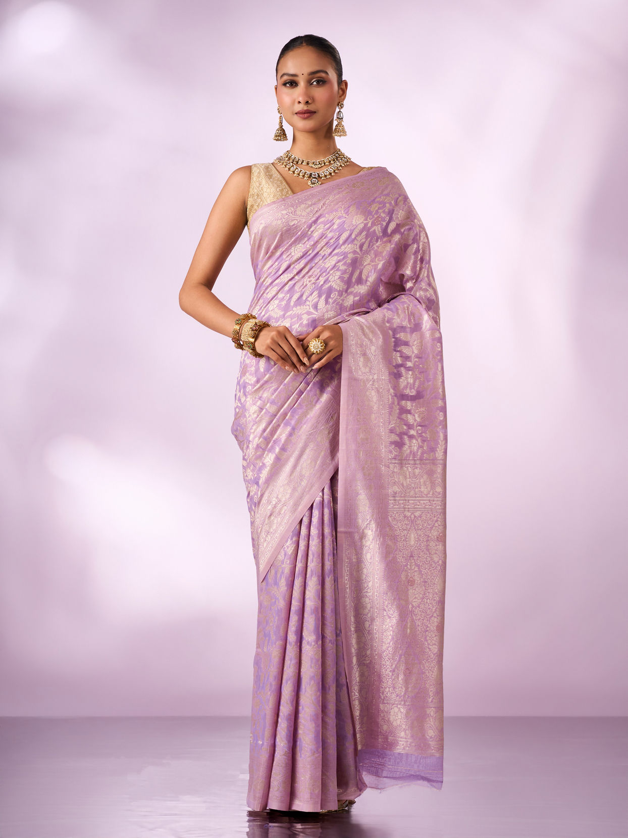Mohey Women Lilac Silk Saree with Weave Design