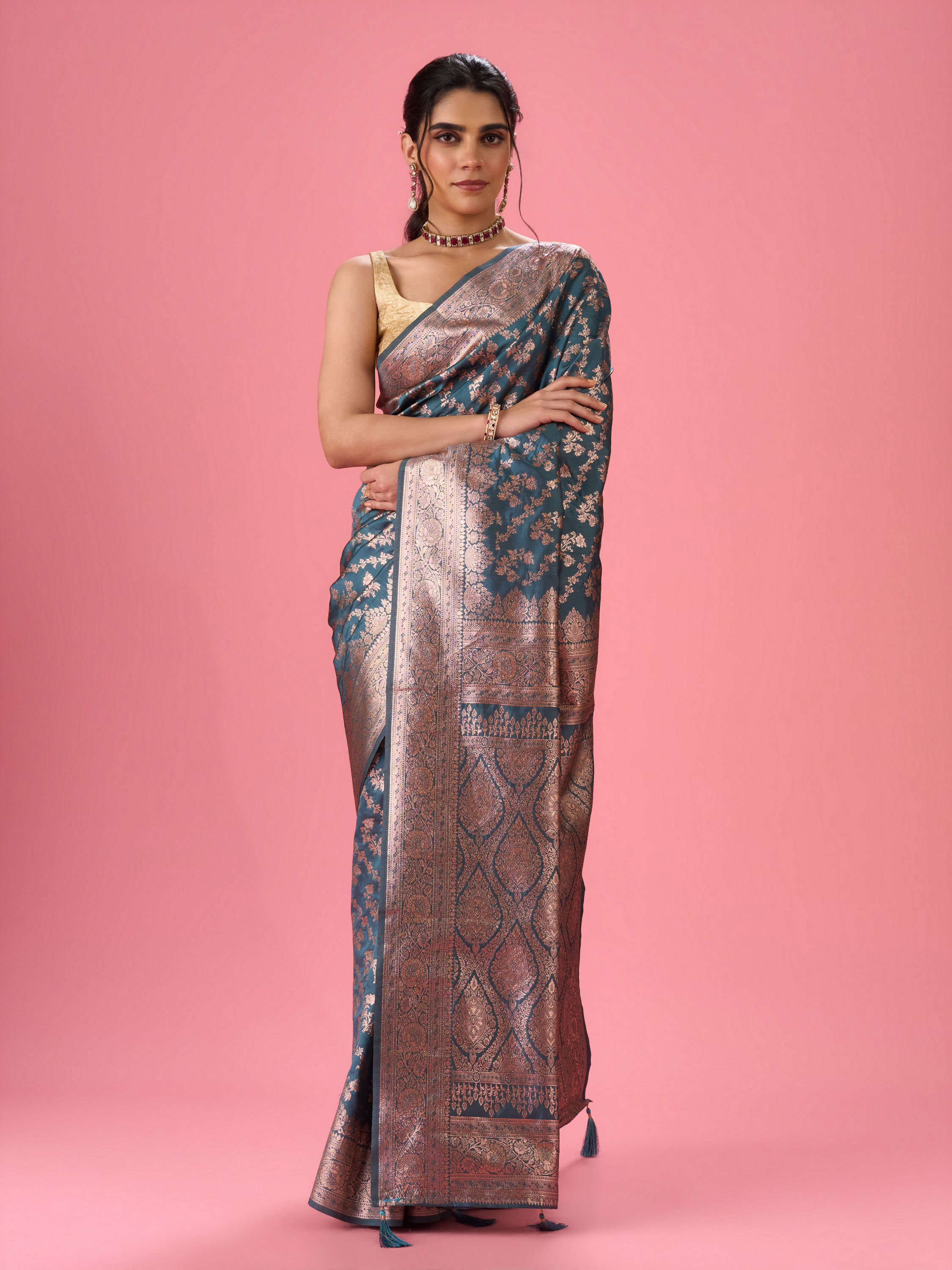 Mohey Women Regal Blue Extravagance Saree