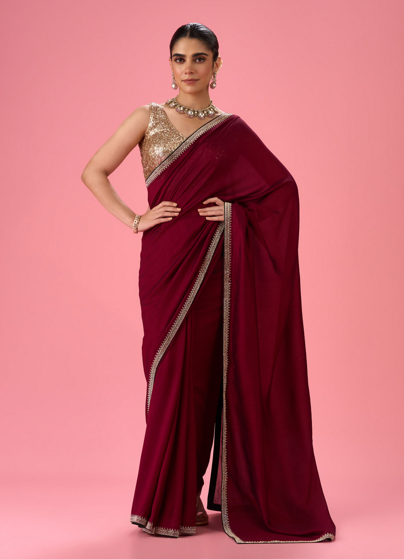 Mohey Women Wine Hued Elegance Saree