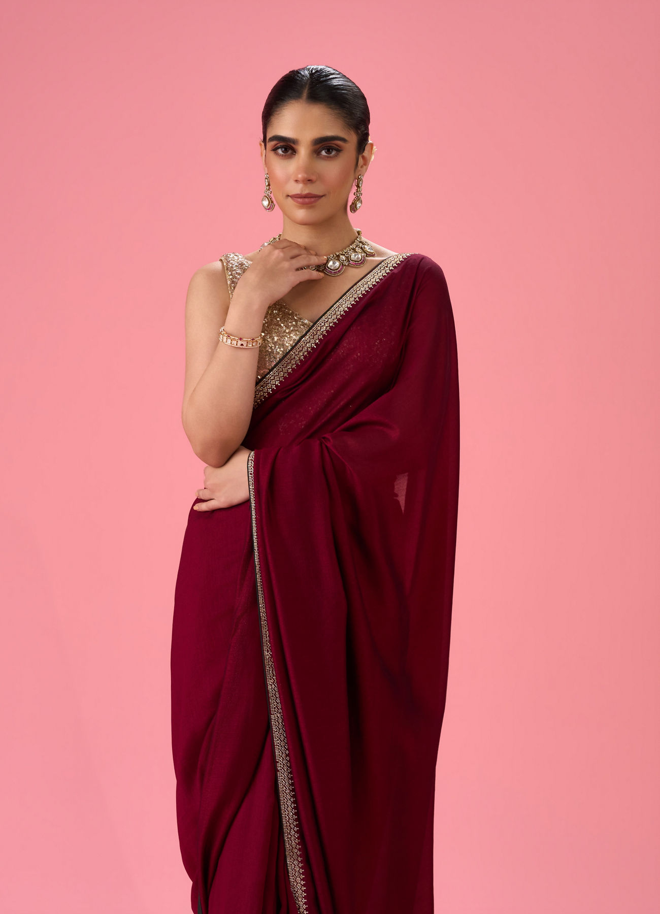 Mohey Women Wine Hued Elegance Saree