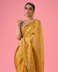 Mohey Women Vibrant Solstice Yellow Saree