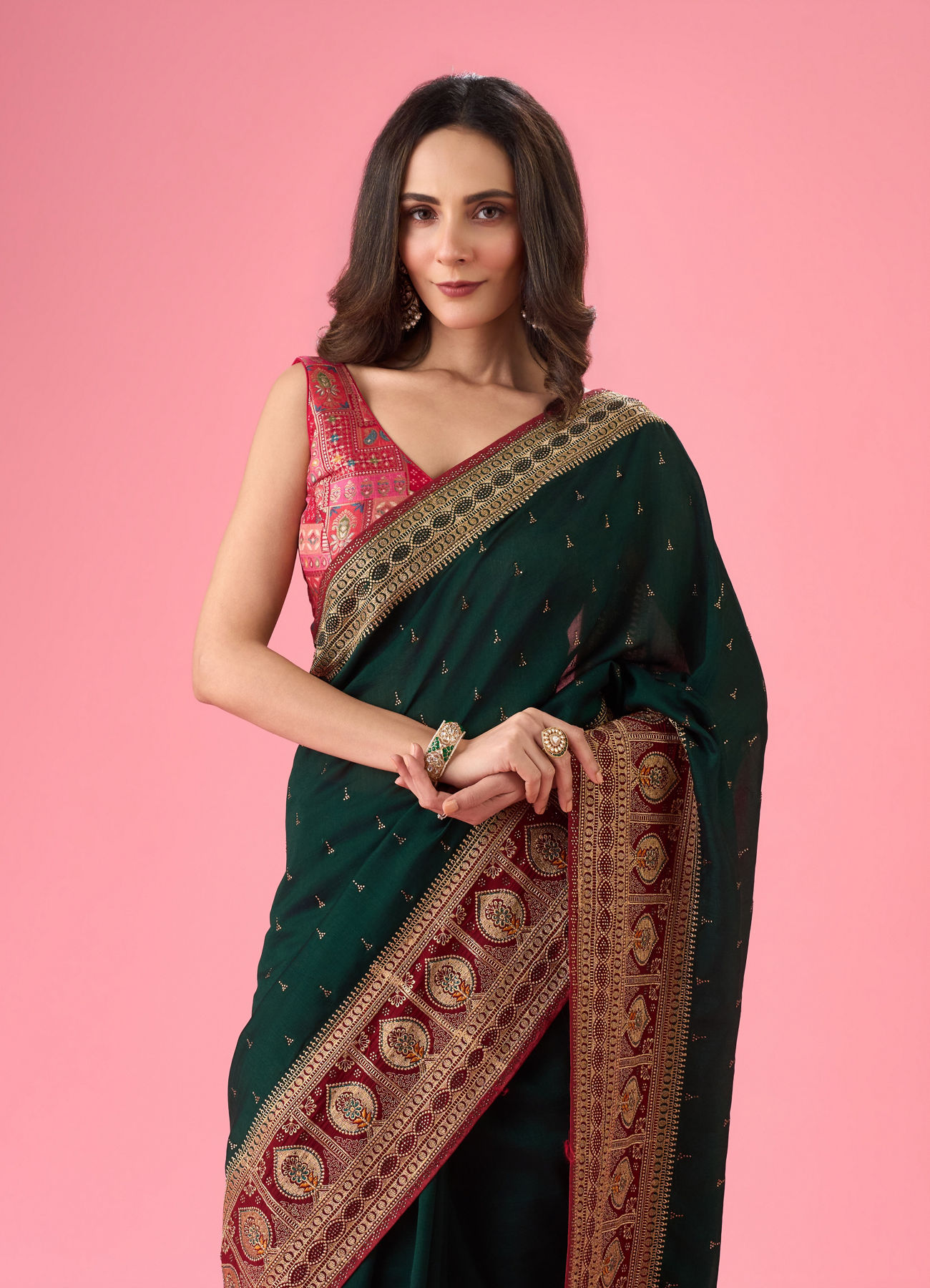 Mohey Women Chic Bottle Green Saree