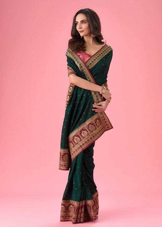 Mohey Women Chic Bottle Green Saree