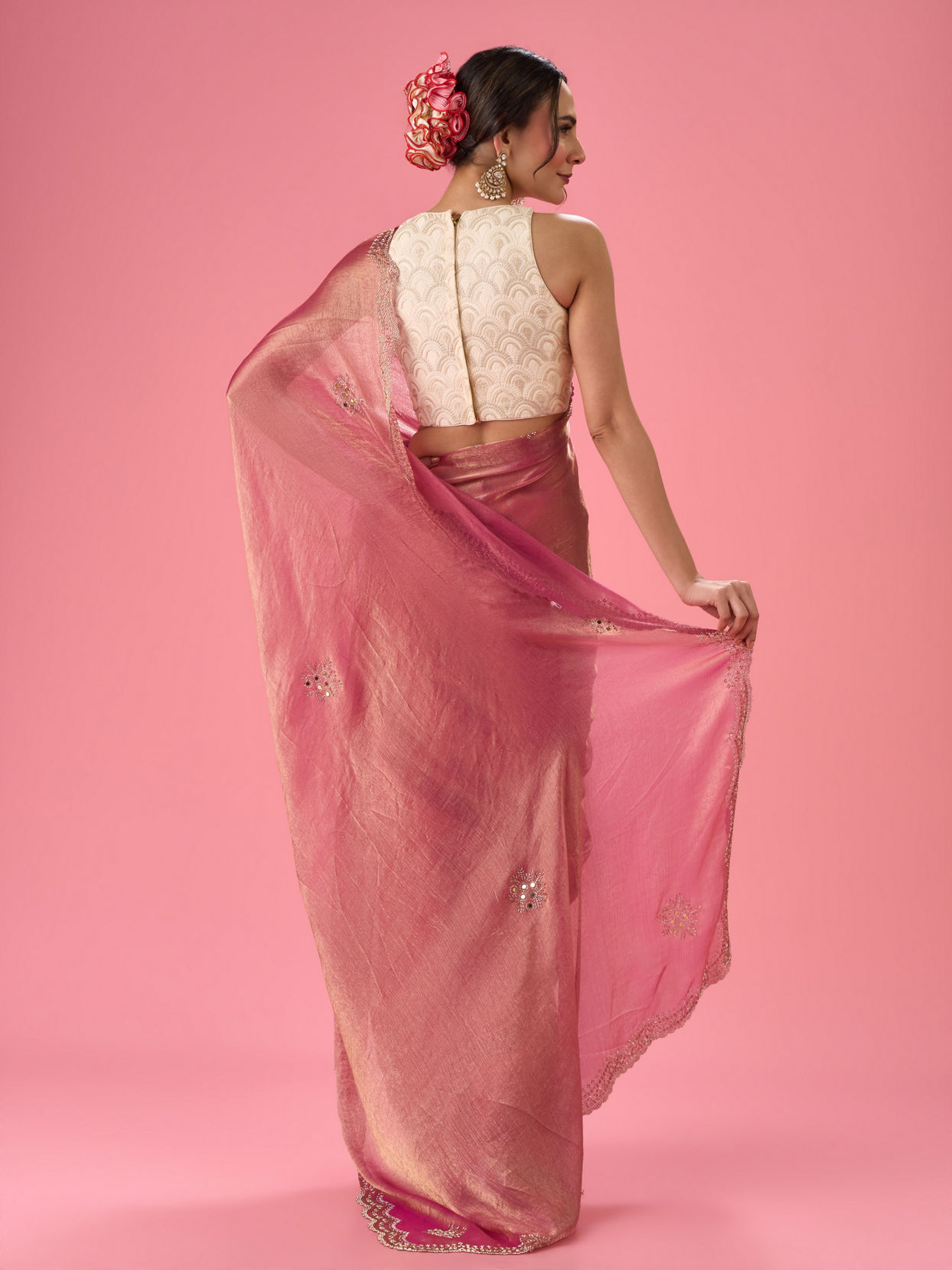 Mohey Women Pink Elegance Organza Saree