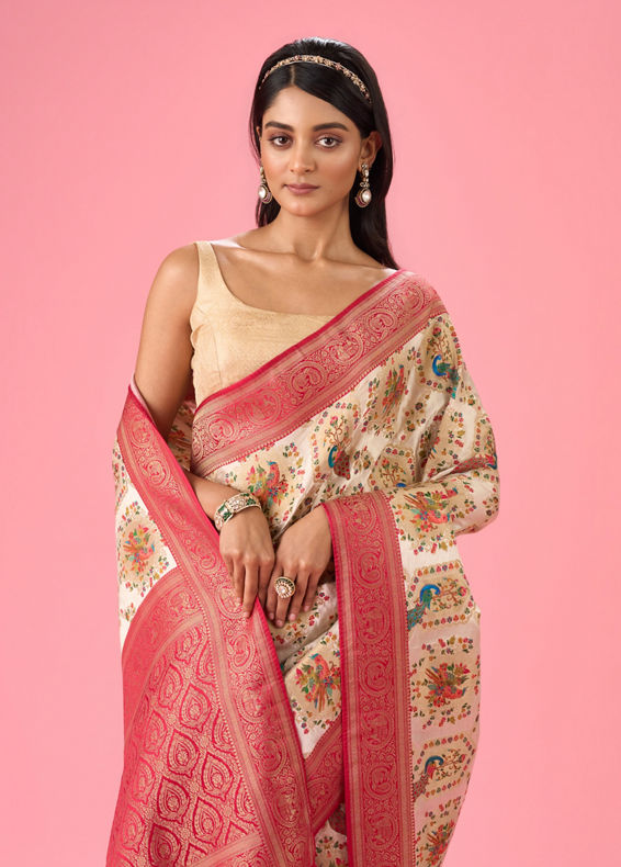 Mohey Women Dazzling Cream Banarasi Saree Ensemble