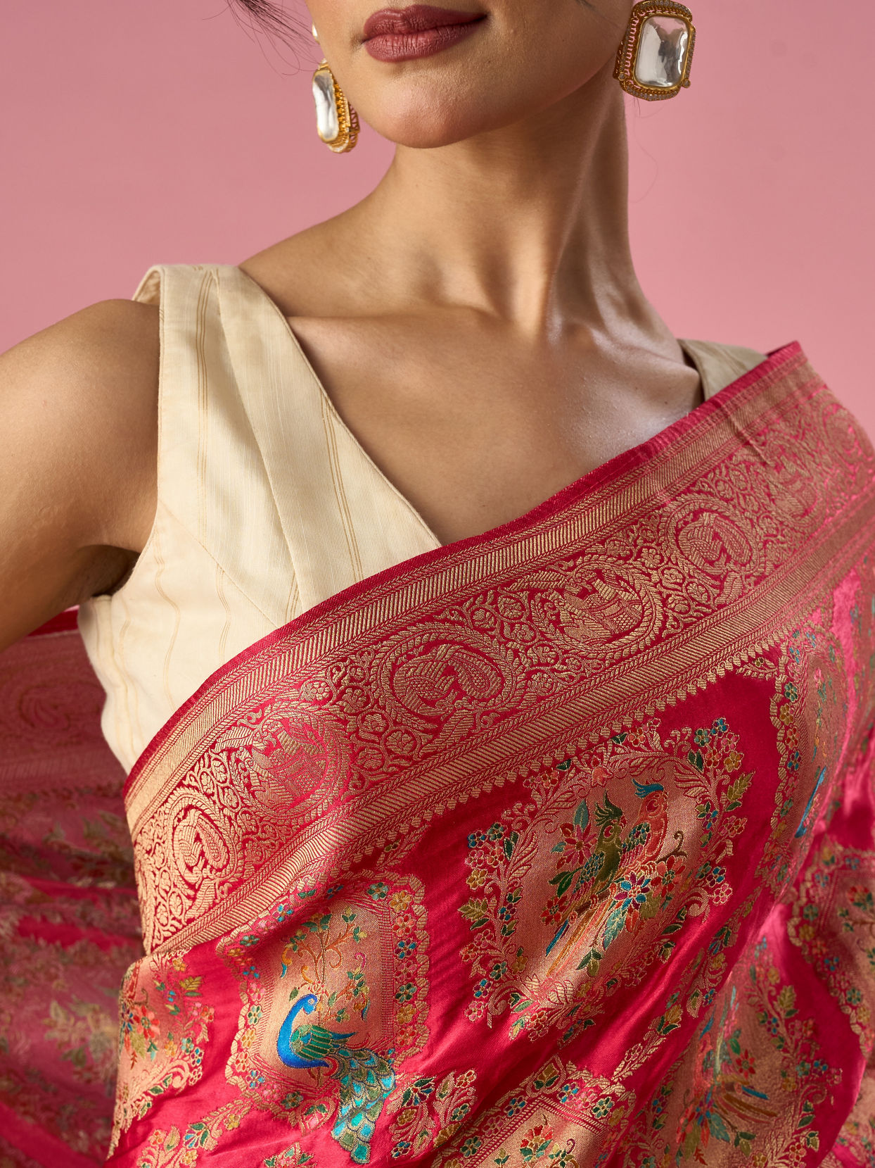 Mohey Women Pink Silk Banarasi Saree with Weave Design