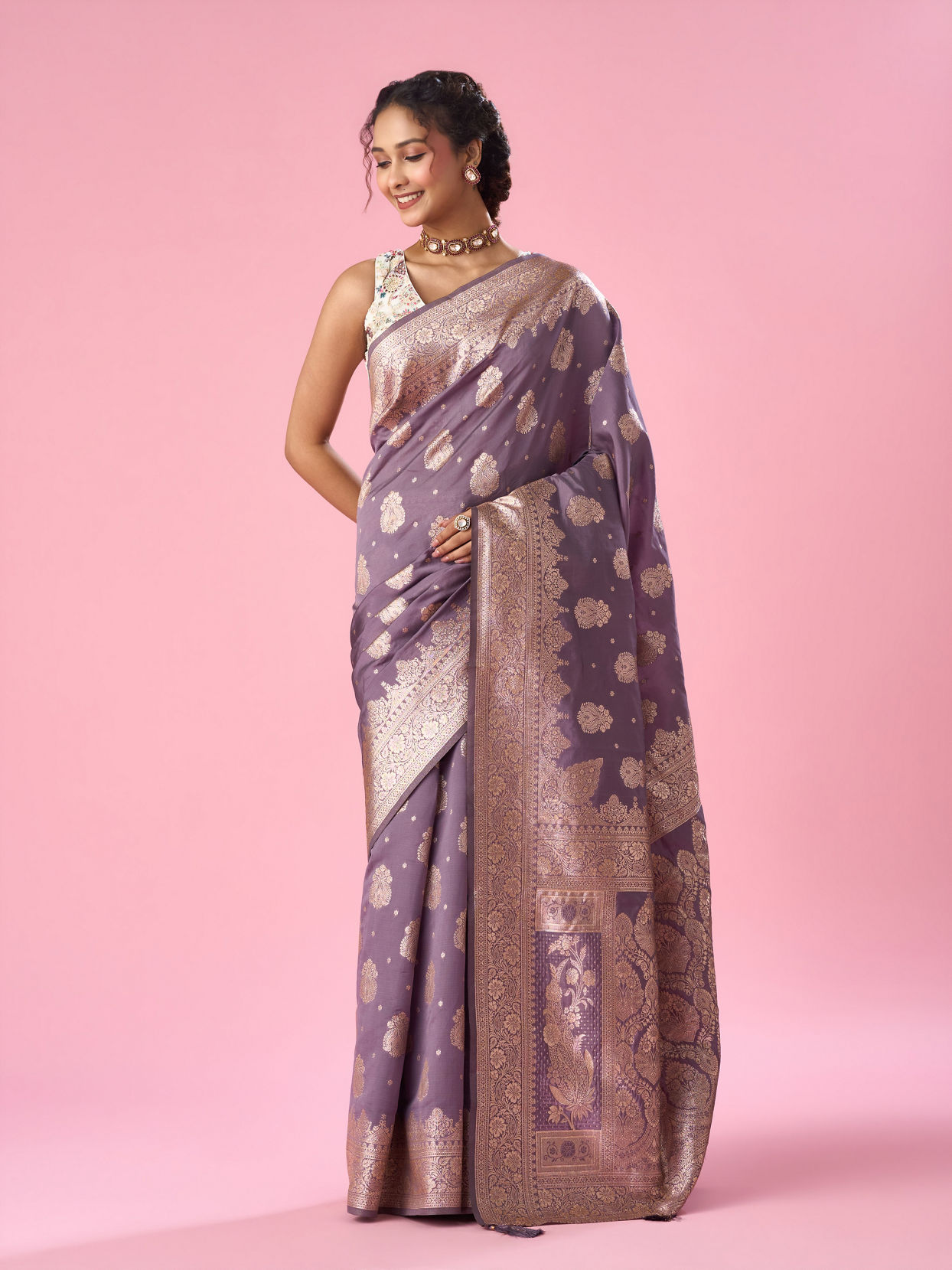 Mohey Women Purple Art Silk Saree with Weave Design