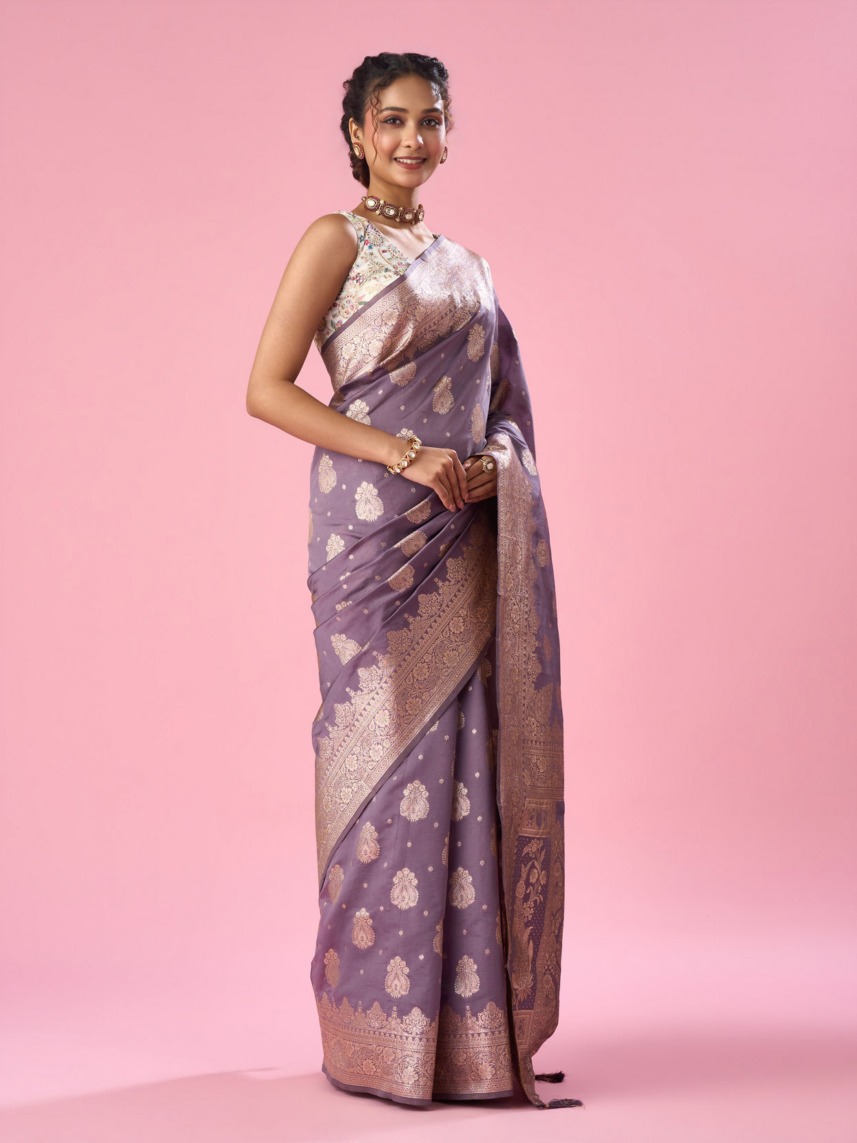 Mohey Women Purple Art Silk Saree with Weave Design