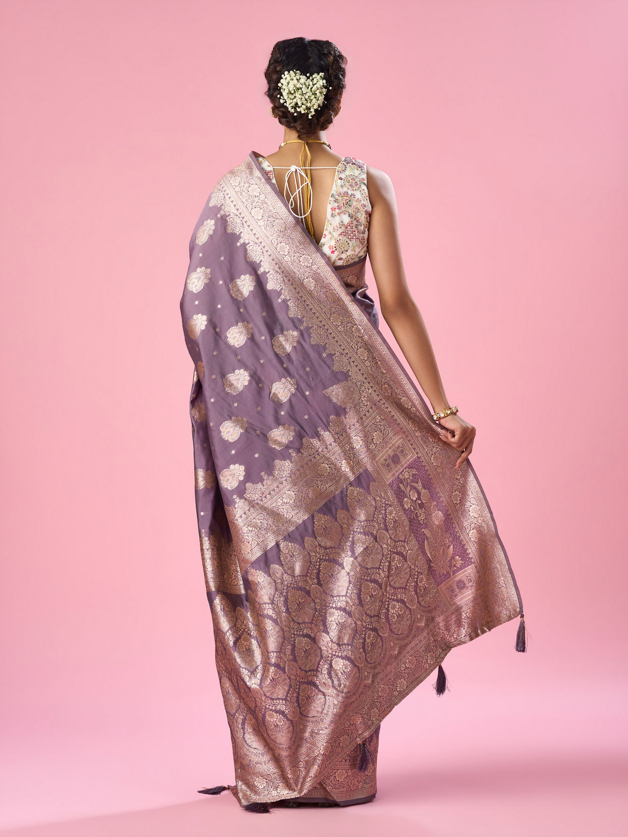 Mohey Women Purple Art Silk Saree with Weave Design