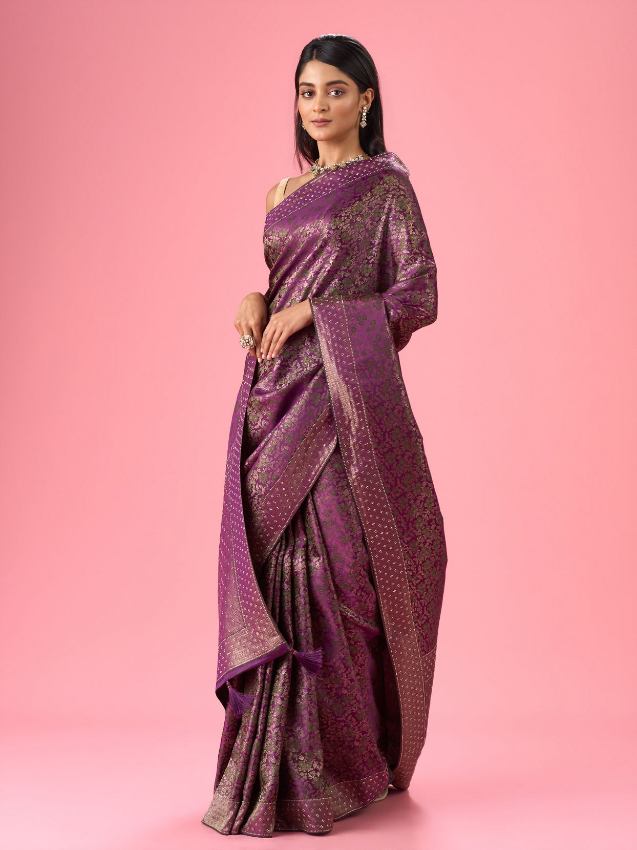 Mohey Women Purple Elegance Banarasi Saree