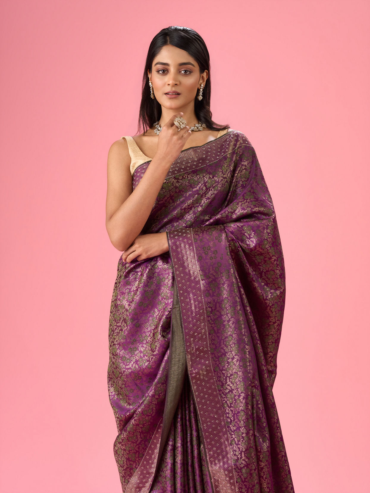 Mohey Women Purple Elegance Banarasi Saree