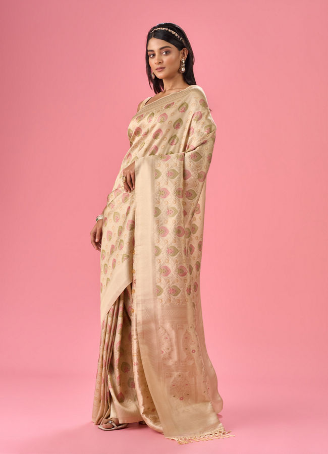 Mohey Women Cream Elegance Saree