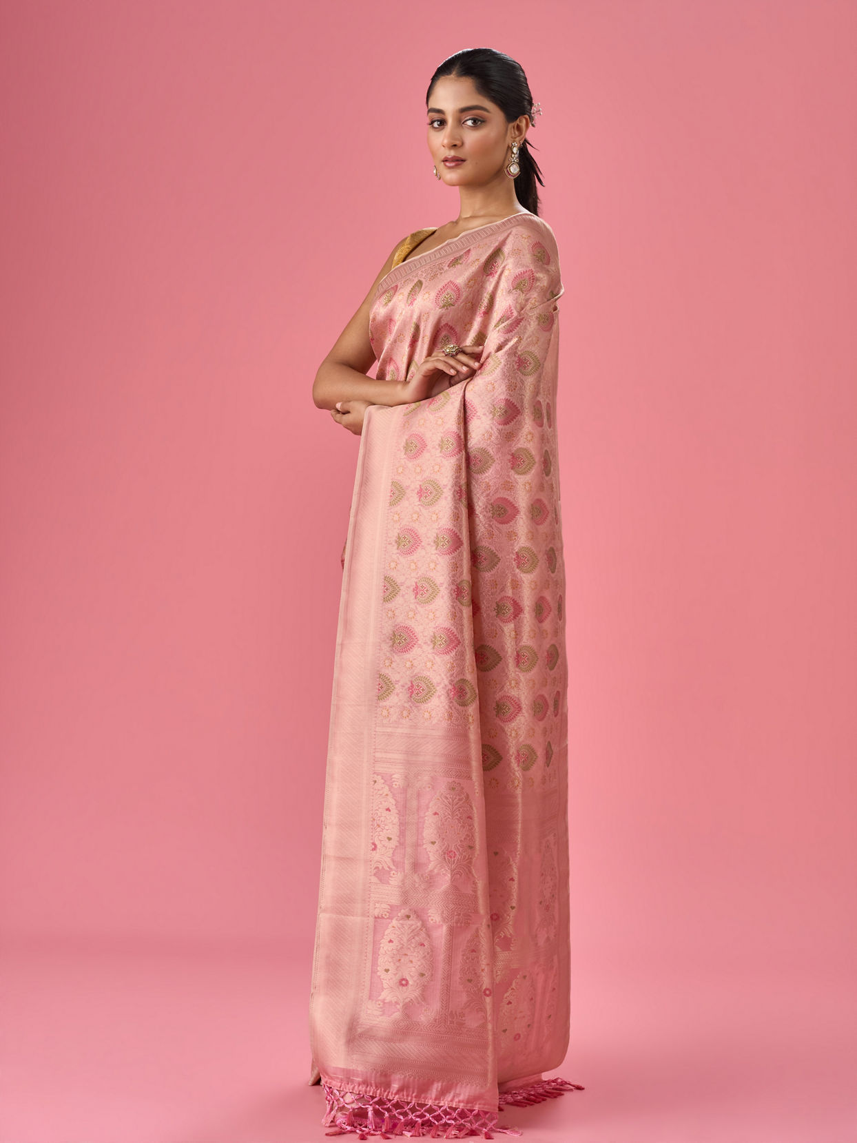 Mohey Women Pink Nuptial Glamour Banarasi Saree