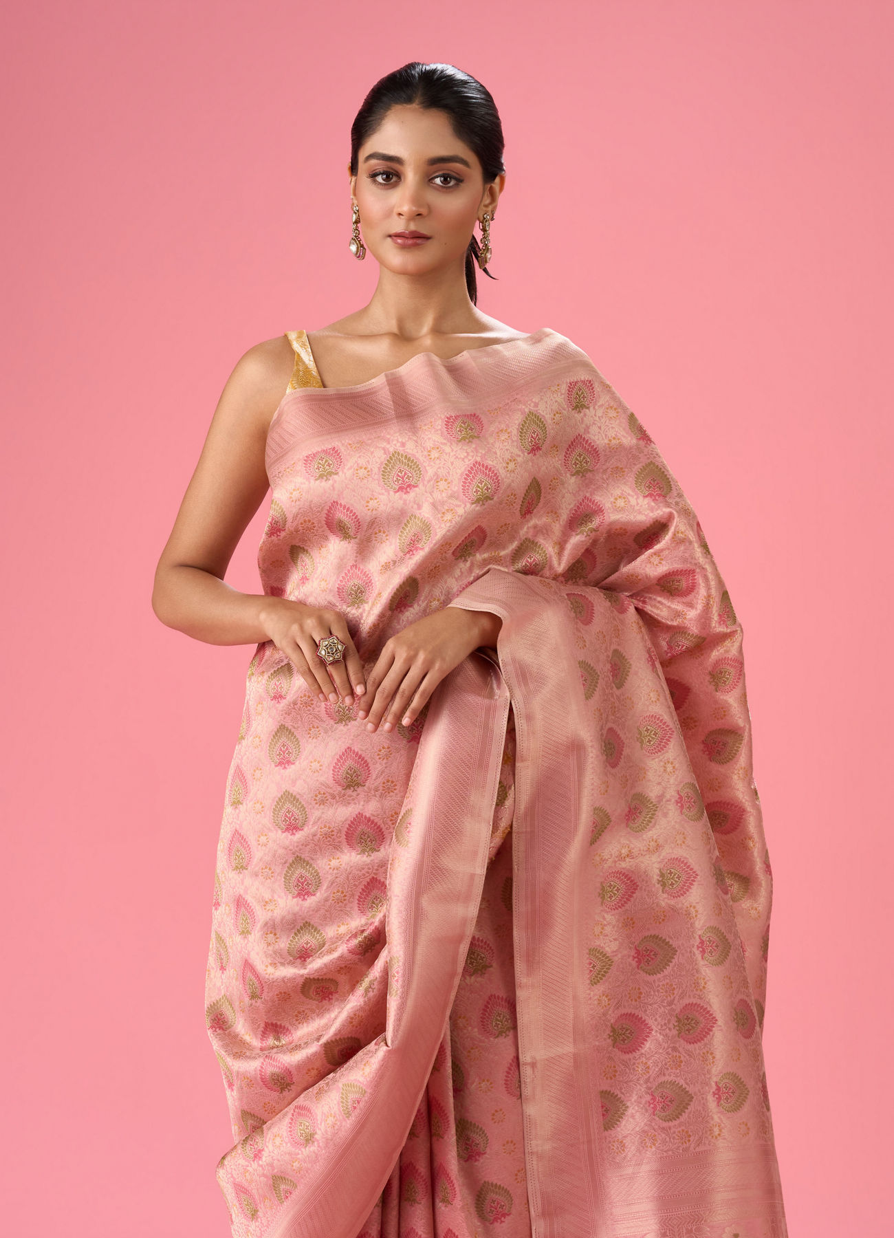 Mohey Women Pink Nuptial Glamour Banarasi Saree