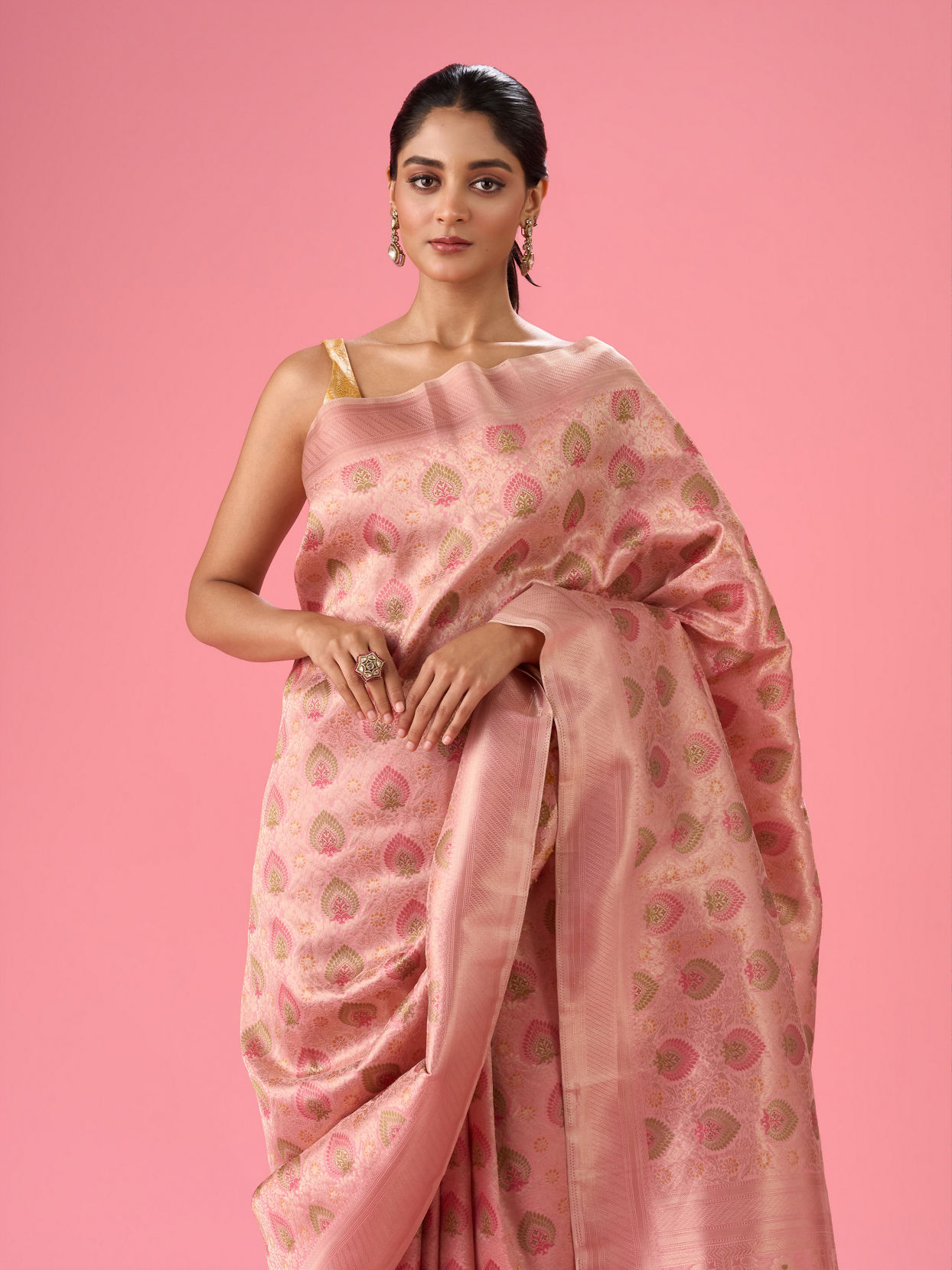 Mohey Women Pink Nuptial Glamour Banarasi Saree
