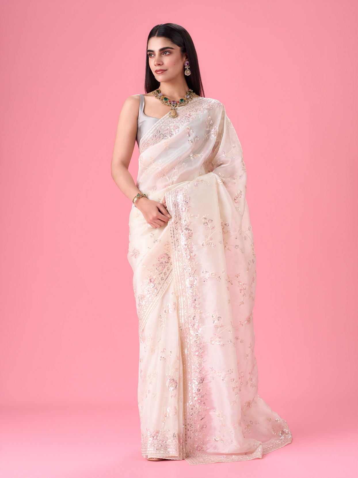 Mohey Women Cream Elegance Organza Saree