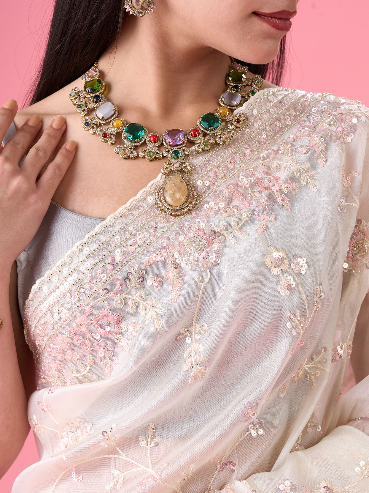 Mohey Women Cream Elegance Organza Saree