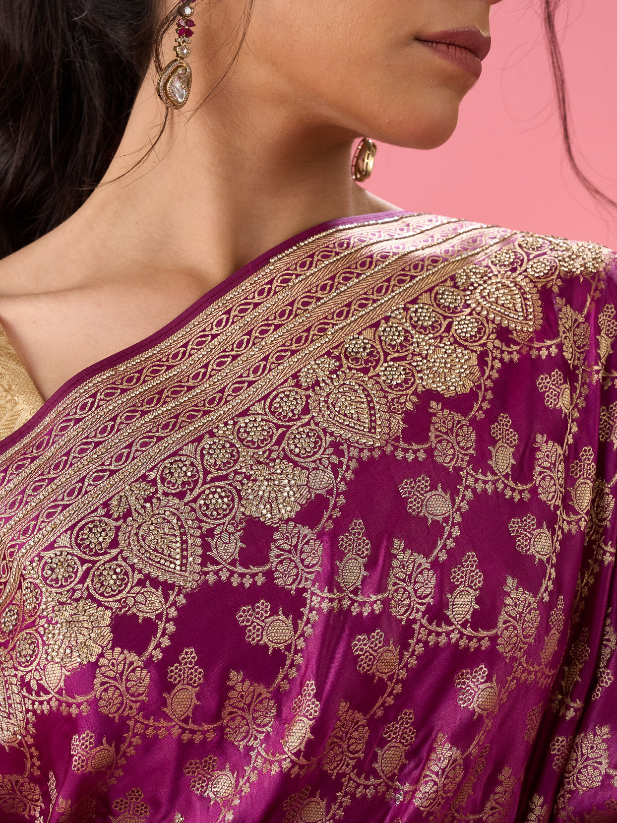 Mohey Women Elegant Wine Saree