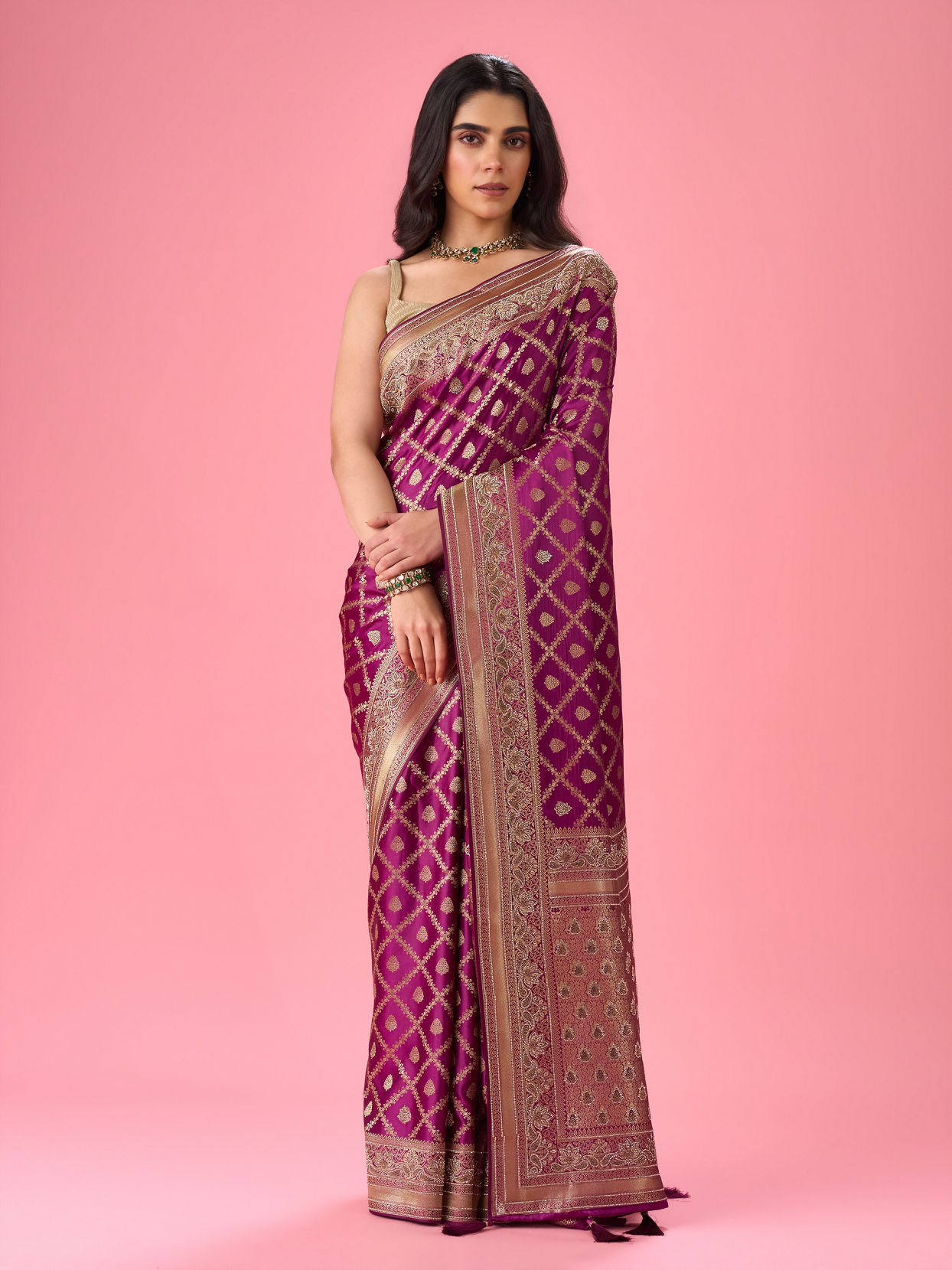 Mohey Women Wine Extravaganza Banarasi Saree