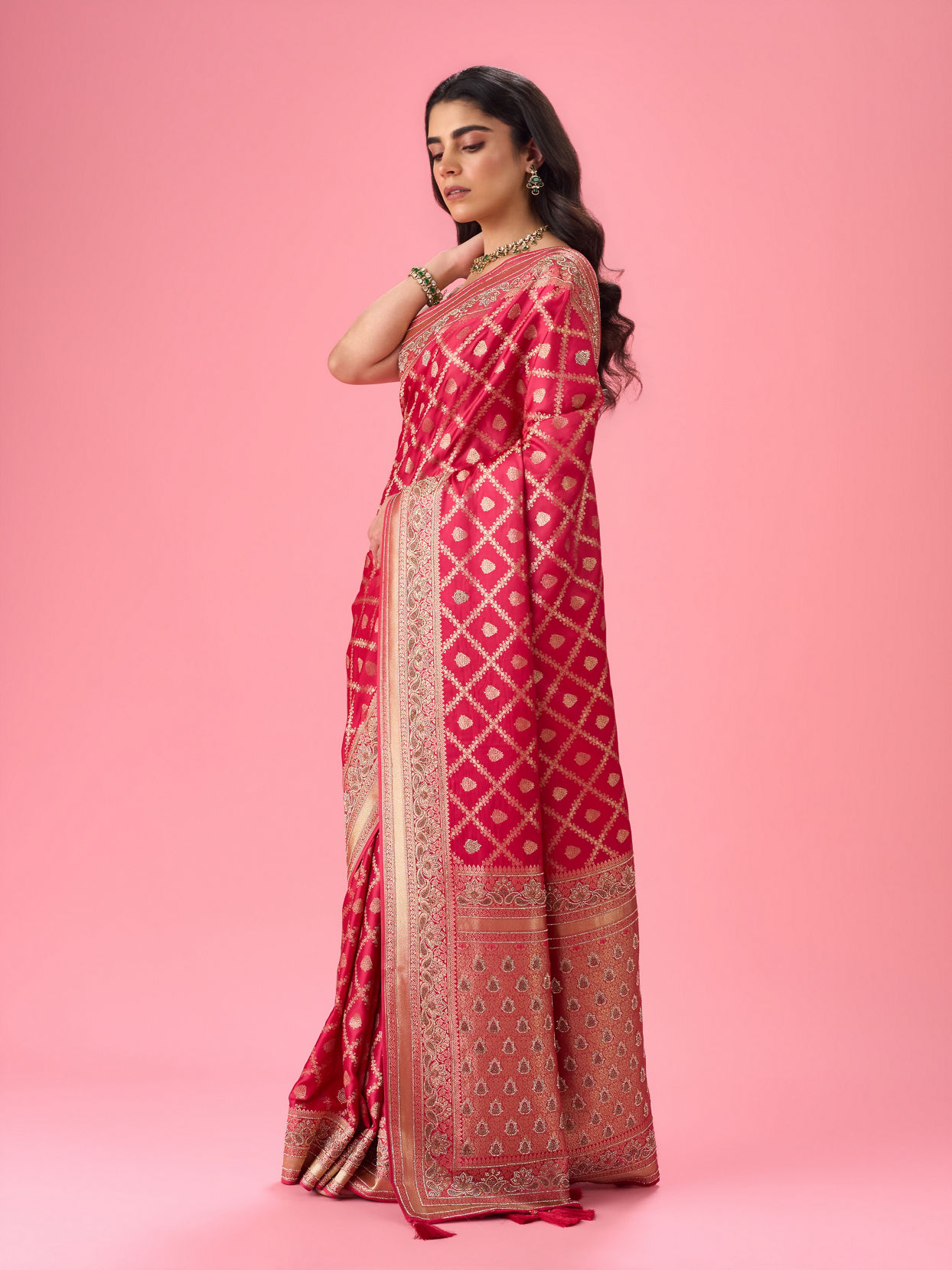 Mohey Women Regal Pink Art Silk Saree