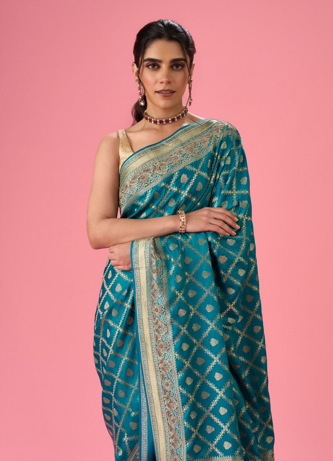 Mohey Women Ravishing Rama Green Banarasi Saree