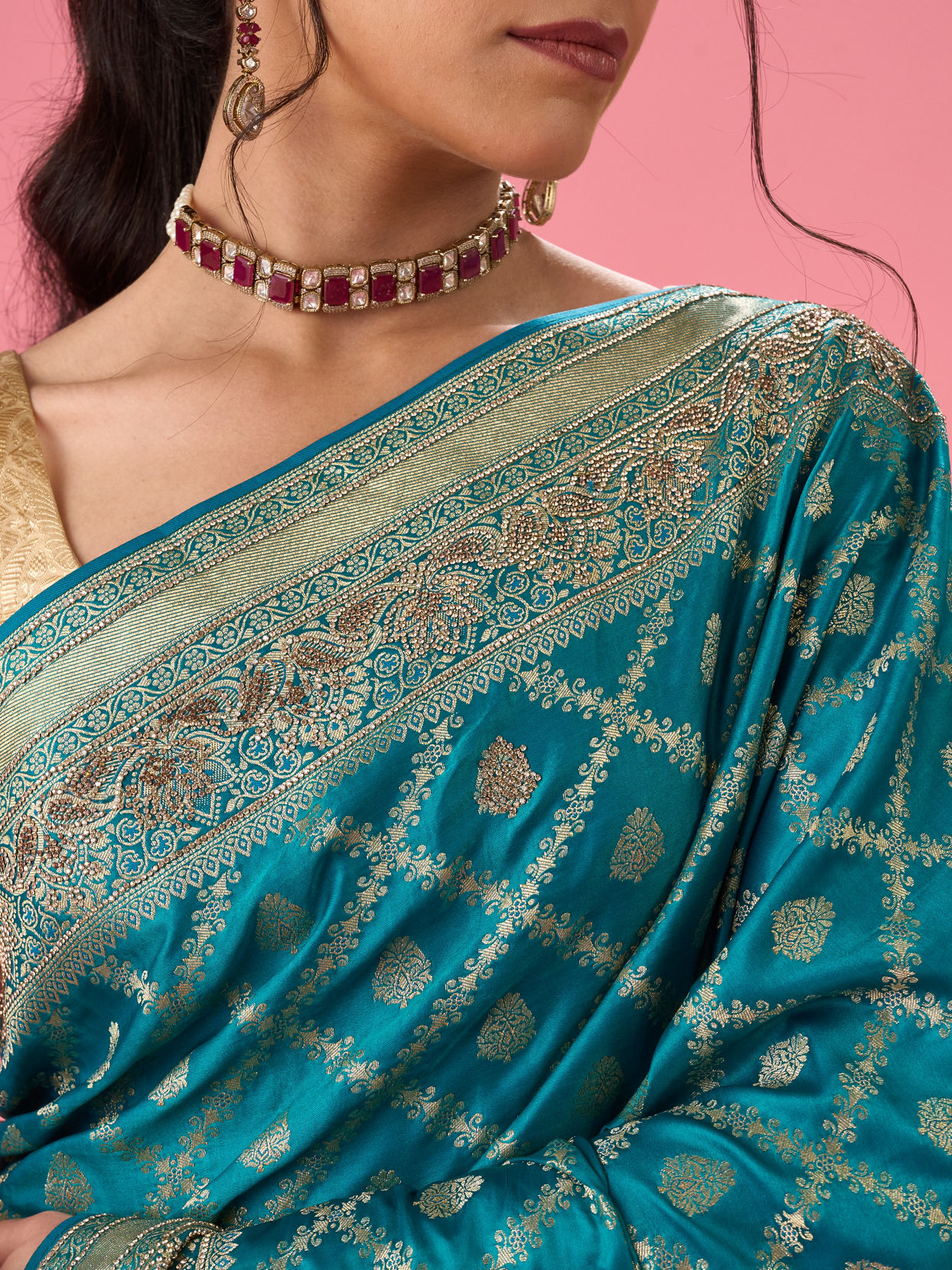 Mohey Women Ravishing Rama Green Banarasi Saree