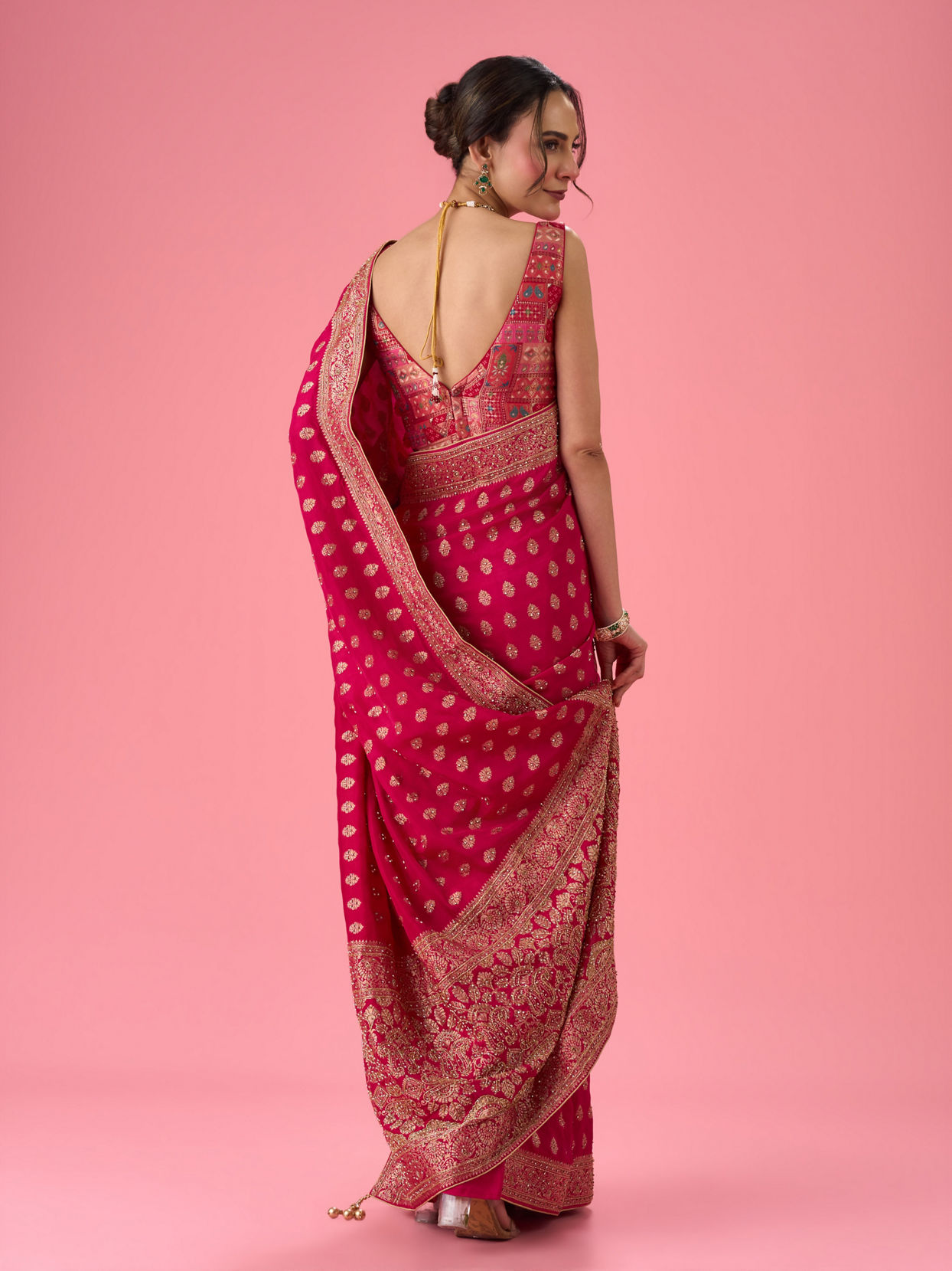 Mohey Women Lush Georgette Rani Pink Saree