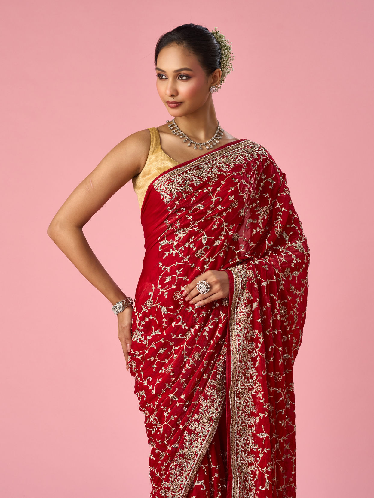 Mohey Women Red Organza Saree with Stone and Thread Work