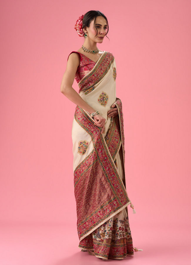 Mohey Women Cream Delight Saree