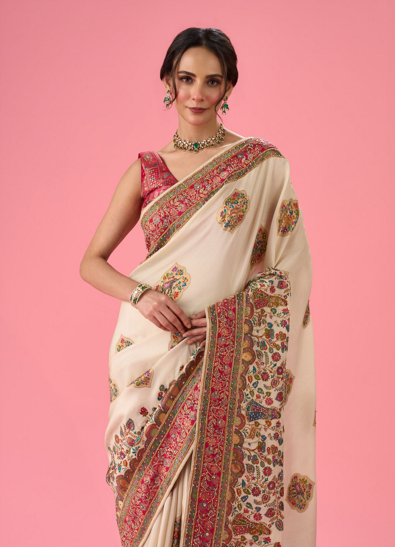 Mohey Women Cream Delight Saree