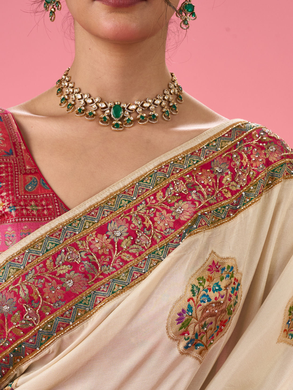 Mohey Women Cream Delight Saree