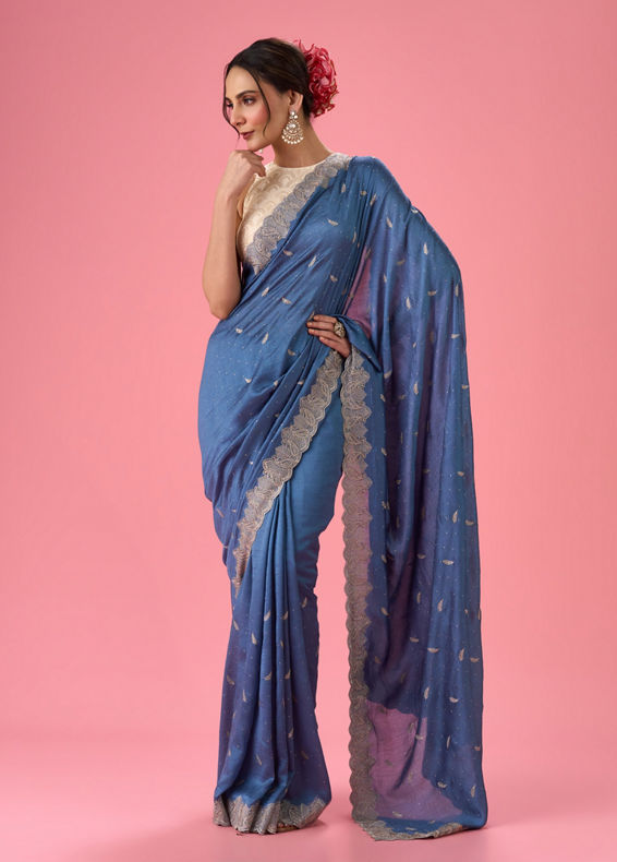 Mohey Women Fluttering Light Blue Saree